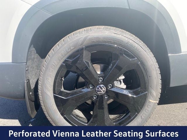 2025 Volkswagen Taos 1.5T SEL