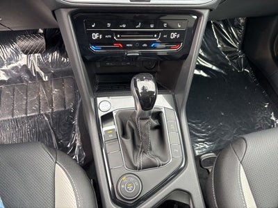 2025 Volkswagen Taos 1.5T SEL