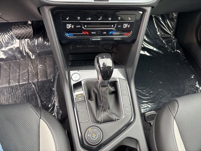 2025 Volkswagen Taos 1.5T SEL