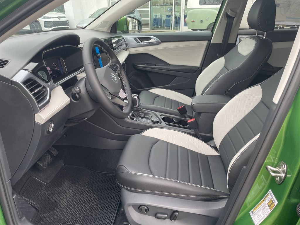 2026 Volkswagen Taos 1.5T SEL