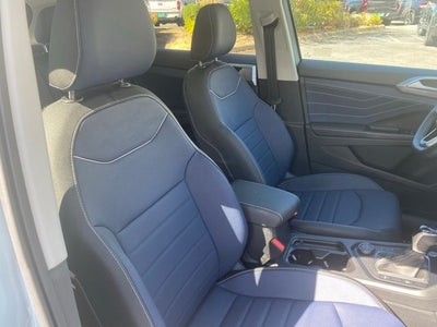 2025 Volkswagen Taos 1.5T SEL