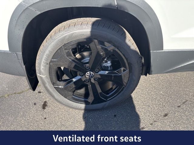 2025 Volkswagen Taos 1.5T SEL