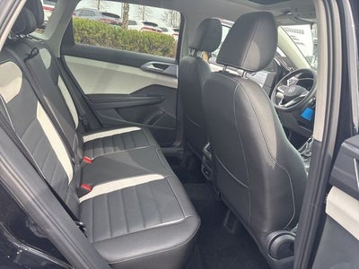 2025 Volkswagen Taos 1.5T SEL