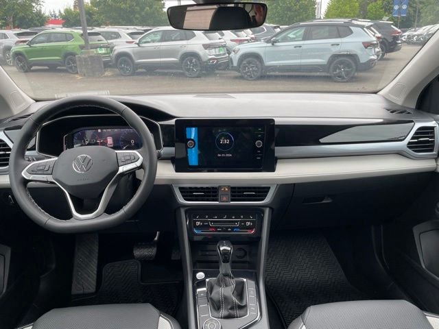 2026 Volkswagen Taos 1.5T SEL