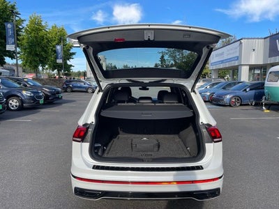 2024 Volkswagen Tiguan 2.0T SE R-Line Black