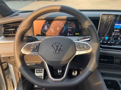 2026 Volkswagen Tiguan 2.0T SE R-Line Black