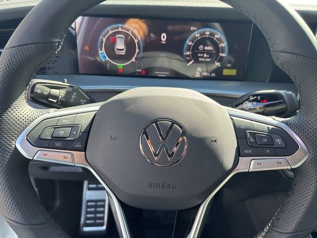 2025 Volkswagen Tiguan 2.0T SE R-Line Black