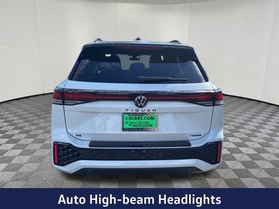 2025 Volkswagen Tiguan 2.0T SE R-Line Black