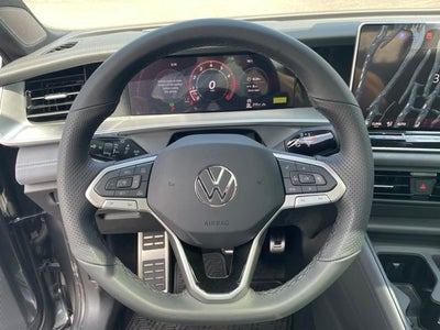 2026 Volkswagen Tiguan 2.0T SE R-Line Black