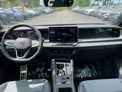 2026 Volkswagen Tiguan 2.0T SE R-Line Black
