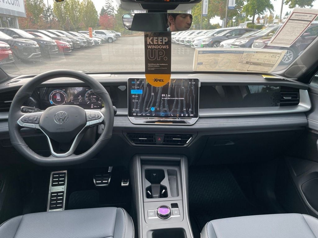 2026 Volkswagen Tiguan 2.0T SE R-Line Black