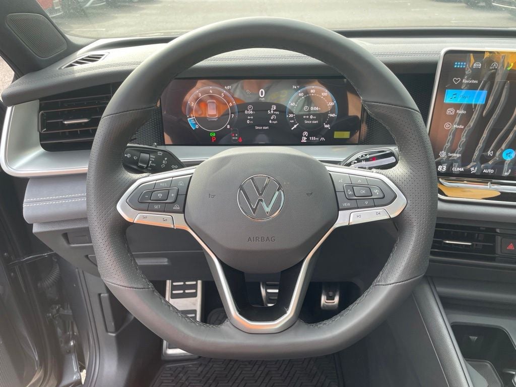 2026 Volkswagen Tiguan 2.0T SE R-Line Black