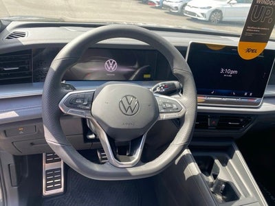 2026 Volkswagen Tiguan 2.0T SE R-Line Black