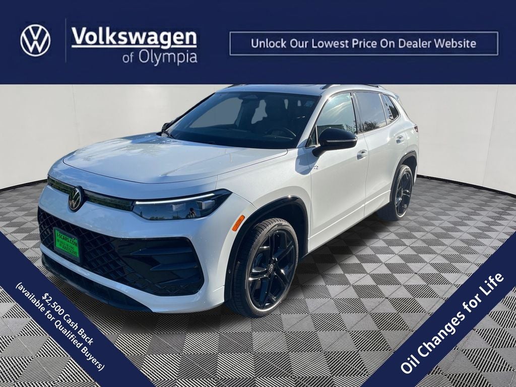2026 Volkswagen Tiguan 2.0T SE R-Line Black 4Motion's photo