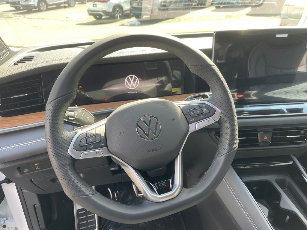 2026 Volkswagen Tiguan 2.0T SEL R-Line Turbo