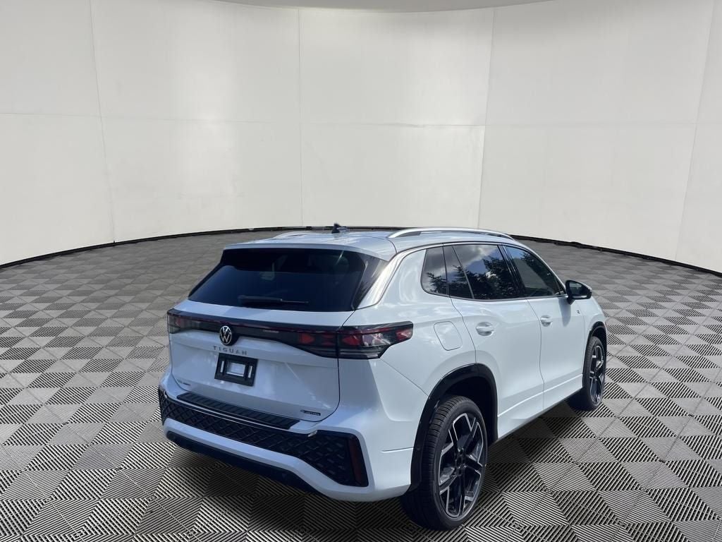 2026 Volkswagen Tiguan 2.0T SEL R-Line Turbo