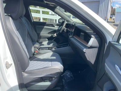 2026 Volkswagen Tiguan 2.0T SEL R-Line Turbo