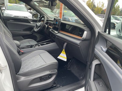 2026 Volkswagen Tiguan 2.0T SEL R-Line