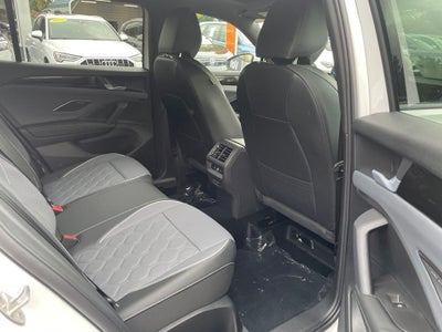 2026 Volkswagen Tiguan 2.0T SEL R-Line
