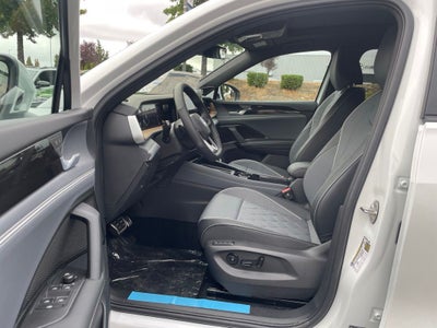 2026 Volkswagen Tiguan 2.0T SEL R-Line
