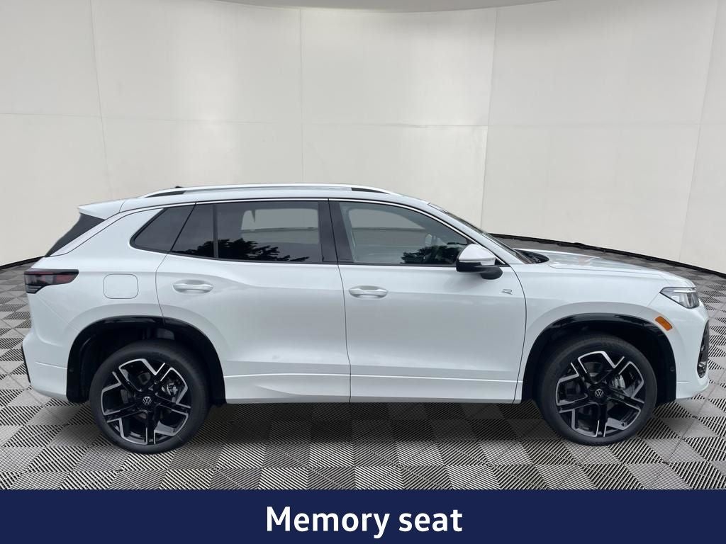 2026 Volkswagen Tiguan 2.0T SEL R-Line