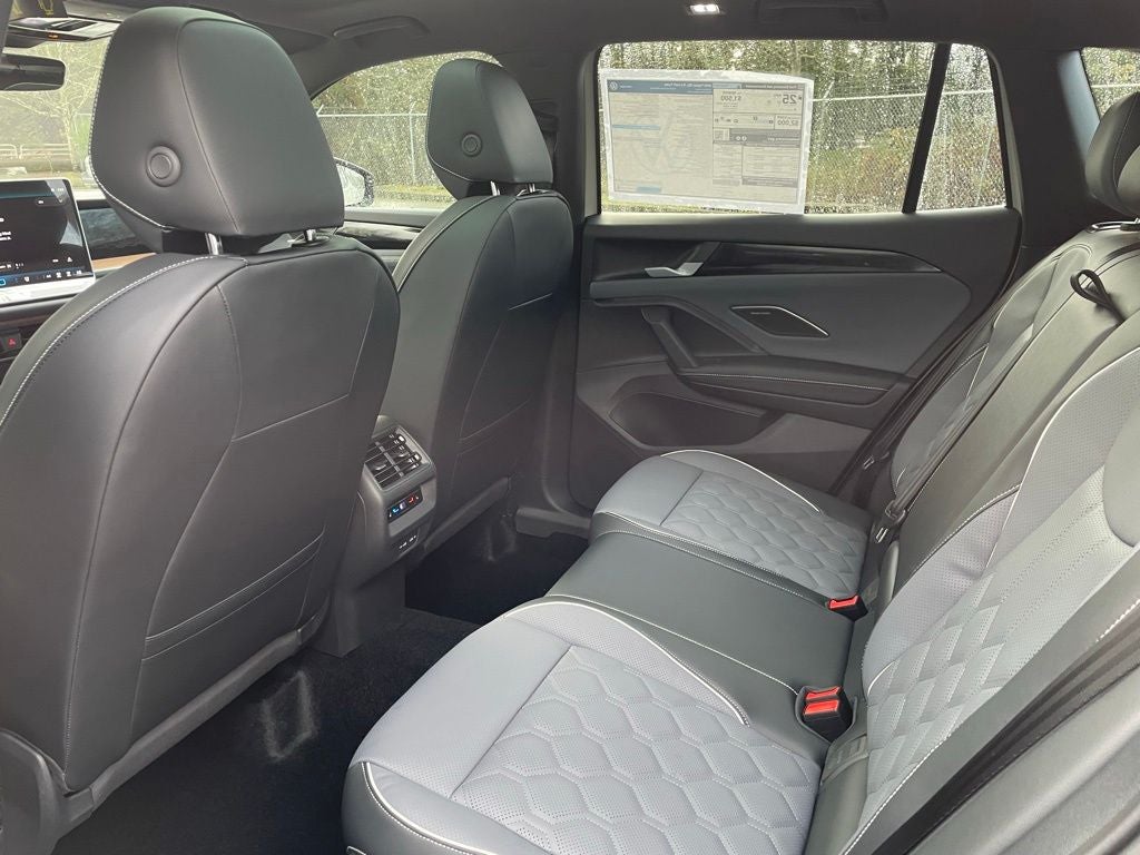 2026 Volkswagen Tiguan 2.0T SEL R-Line Turbo