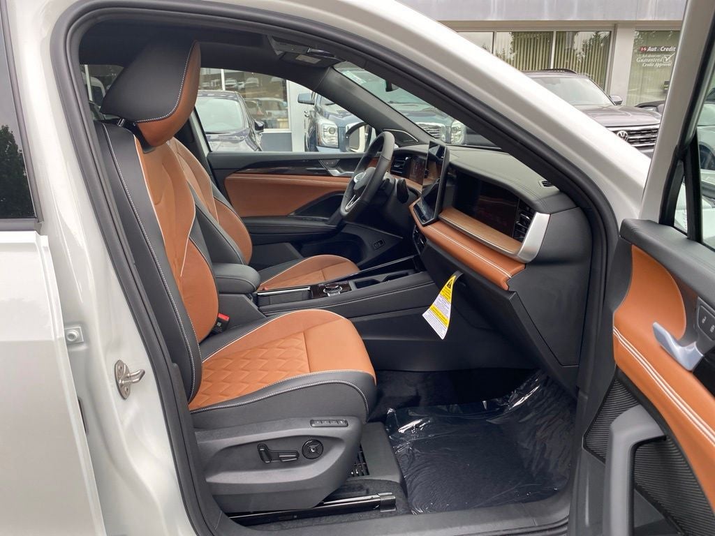 2026 Volkswagen Tiguan 2.0T SEL R-Line Turbo