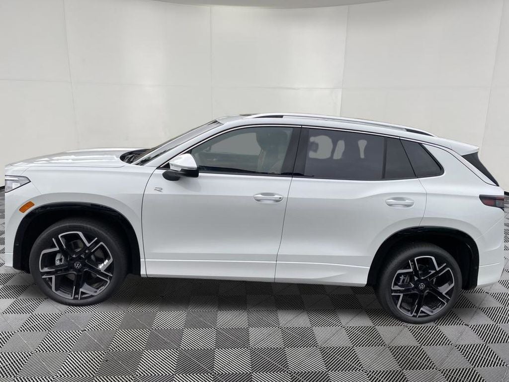 2026 Volkswagen Tiguan 2.0T SEL R-Line Turbo