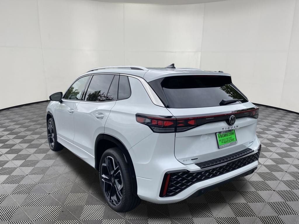 2026 Volkswagen Tiguan 2.0T SEL R-Line Turbo