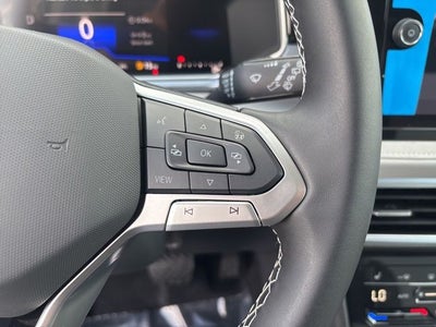 2025 Volkswagen Taos 1.5T SE