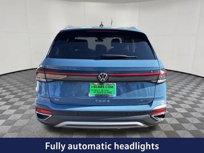 2025 Volkswagen Taos 1.5T SE