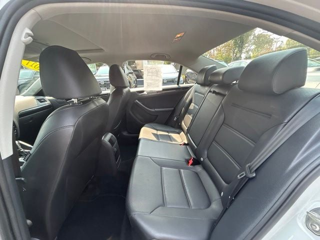 2017 Volkswagen Jetta 1.8T SEL