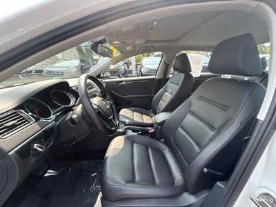 2017 Volkswagen Jetta 1.8T SEL