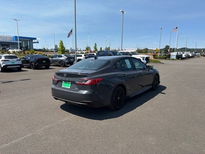 2025 Toyota Camry SE