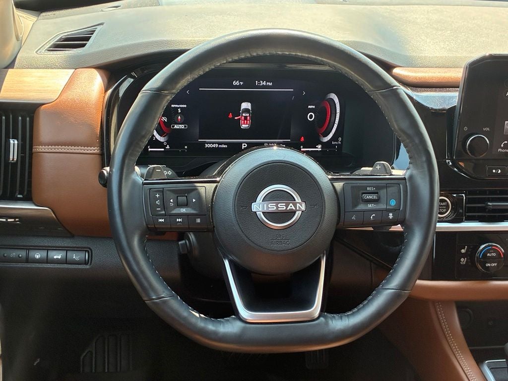 2024 Nissan Pathfinder Platinum