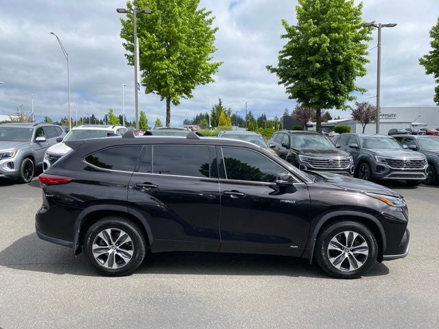 2021 Toyota Highlander Hybrid XLE