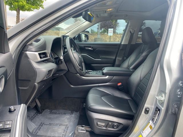 2023 Toyota Highlander Hybrid XLE