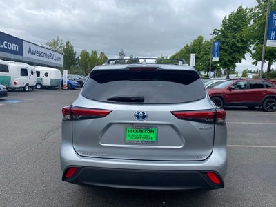 2023 Toyota Highlander Hybrid XLE