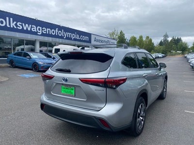 2023 Toyota Highlander Hybrid XLE