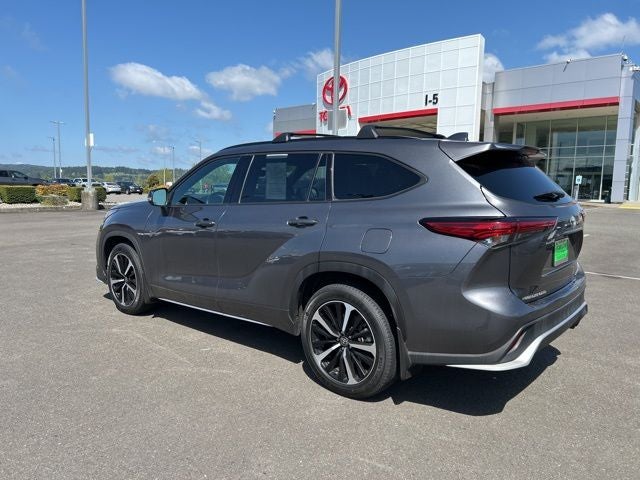 2022 Toyota Highlander XSE
