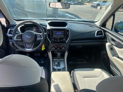 2023 Subaru Forester Base