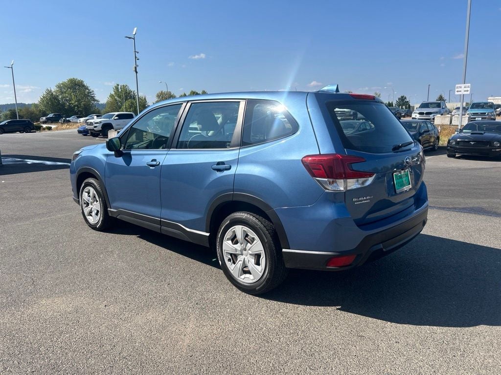 2023 Subaru Forester Base