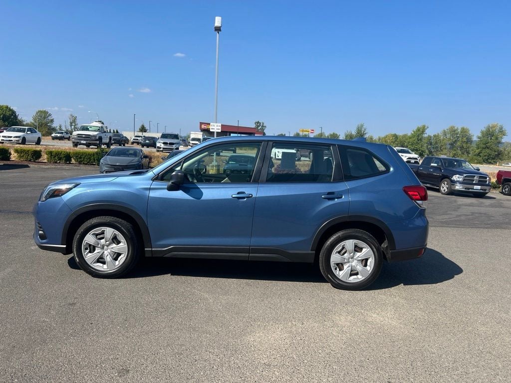 2023 Subaru Forester Base