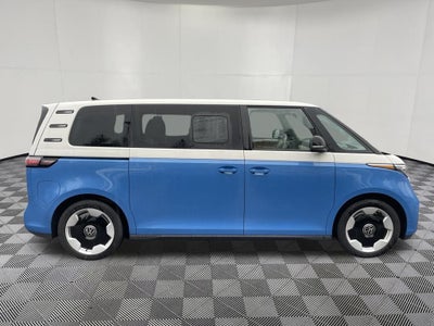 2025 Volkswagen ID. Buzz Pro S Plus