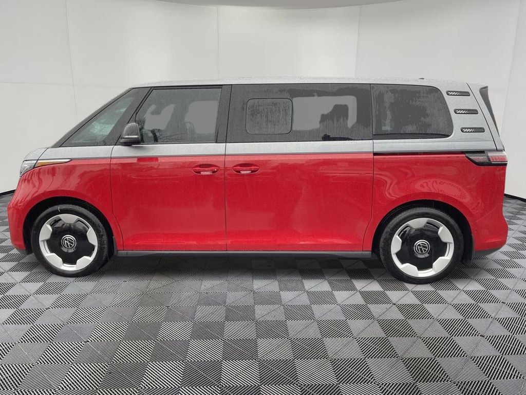 2025 Volkswagen ID. Buzz Pro S Plus