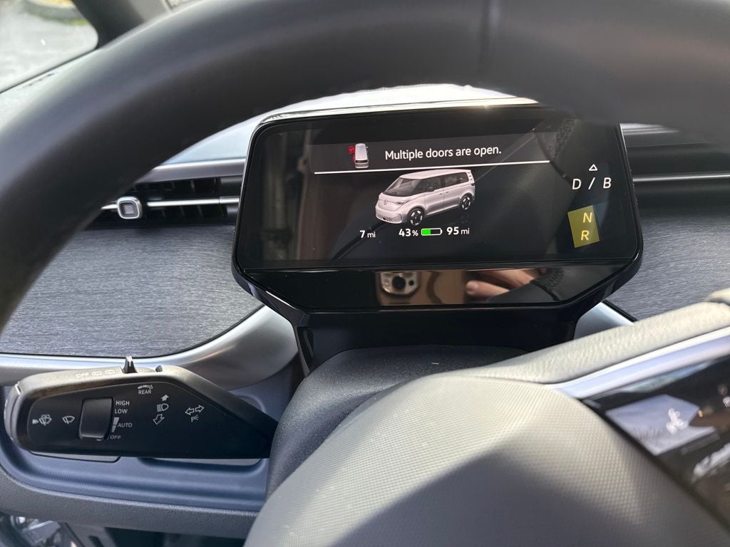 2025 Volkswagen ID. Buzz Pro S Plus