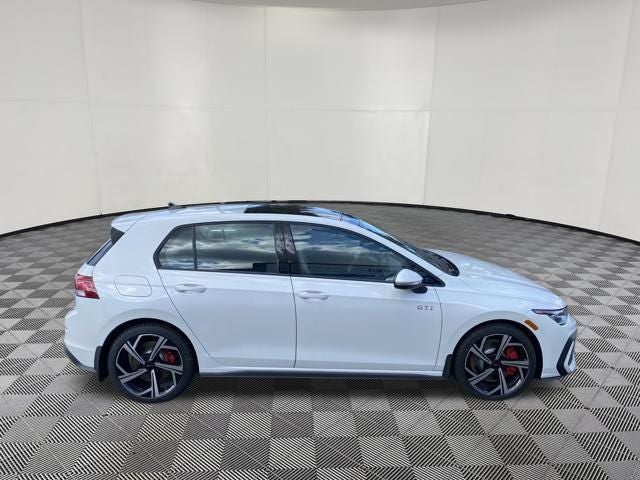 2026 Volkswagen Golf GTI 2.0T SE