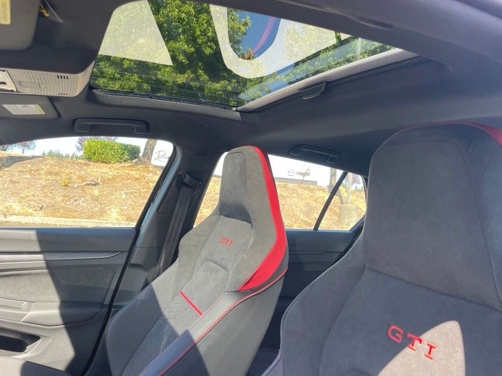 2026 Volkswagen Golf GTI SE