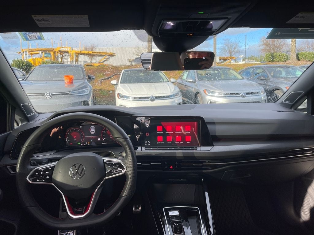 2024 Volkswagen Golf GTI Autobahn