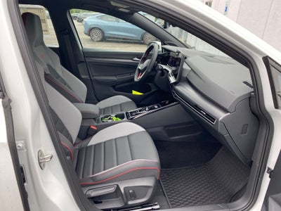 2026 Volkswagen Golf GTI Autobahn